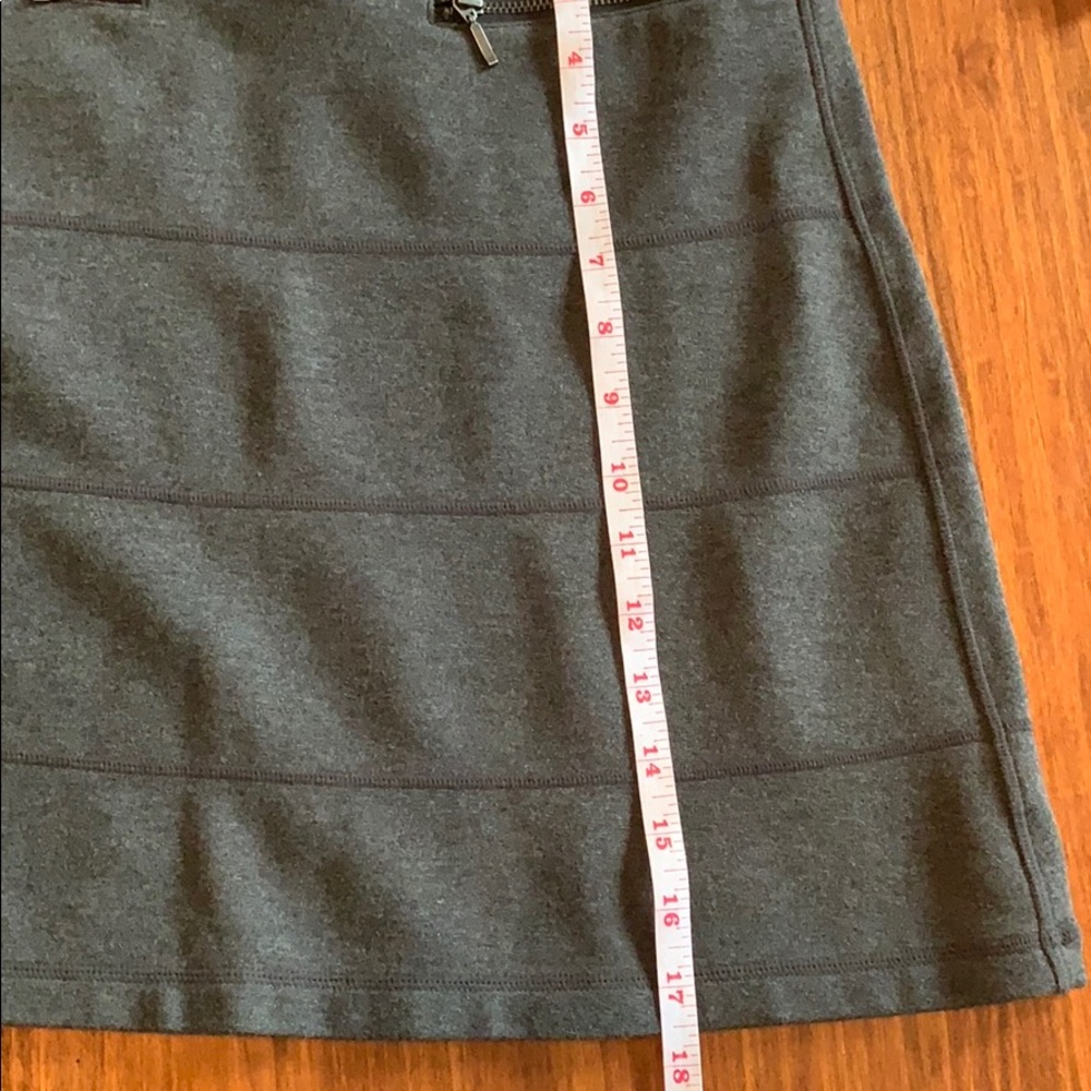Athleta Gray Skirt - Picture 4 of 5